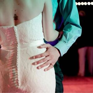 David's Bridal White Lace Wedding Dress